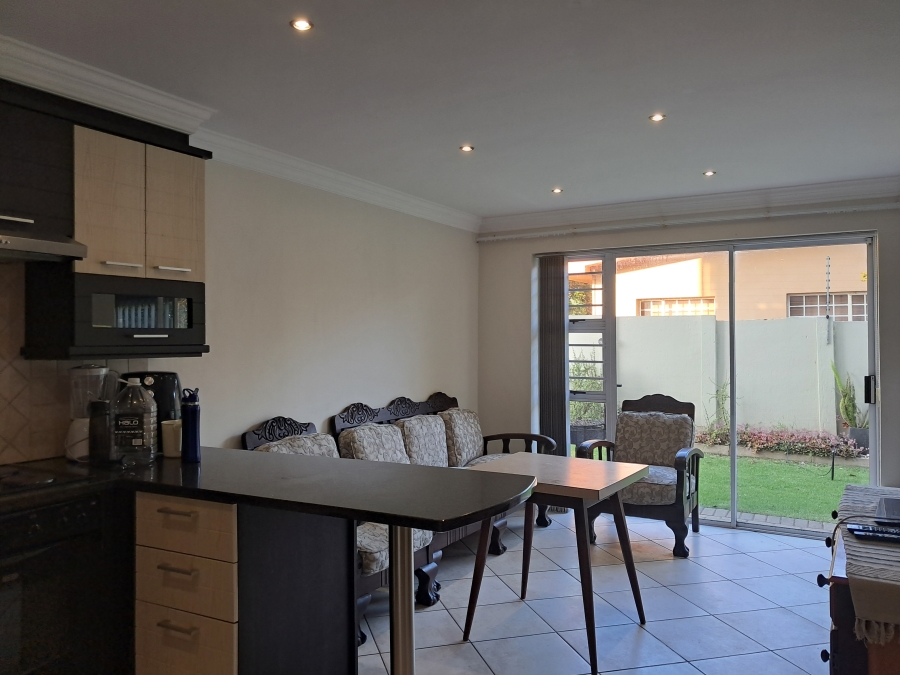 To Let 2 Bedroom Property for Rent in Jeffreys Bay Central Eastern Cape